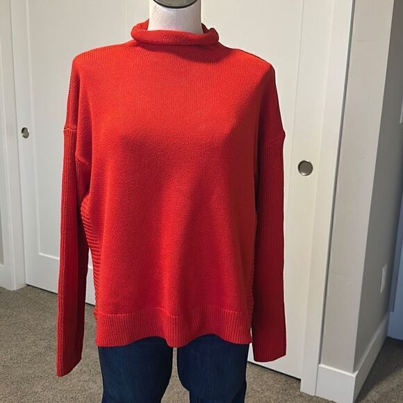 Tahari Rollneck Turtleneck  - Picture 1 of 8